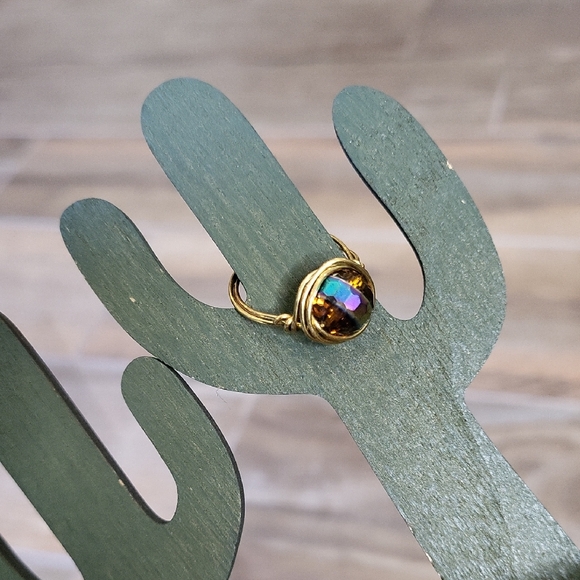 Gold Tone Iridescent Bead Wire Wrapped Ring, Size 7 - Picture 2 of 11